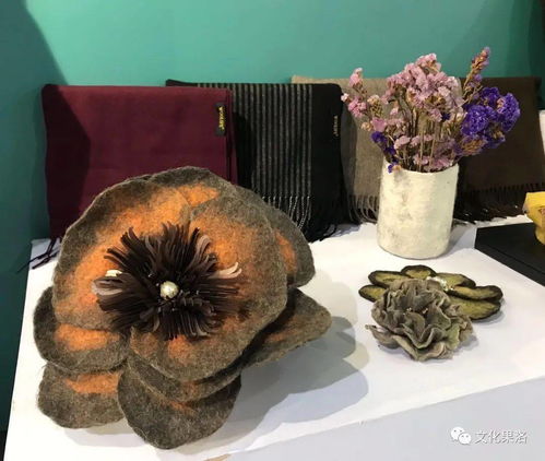 文化果洛丨上海大學(xué)駐青海果洛傳統(tǒng)工藝工作站文創(chuàng)產(chǎn)品亮相第六屆中國非物質(zhì)文化遺產(chǎn)博覽會(huì)